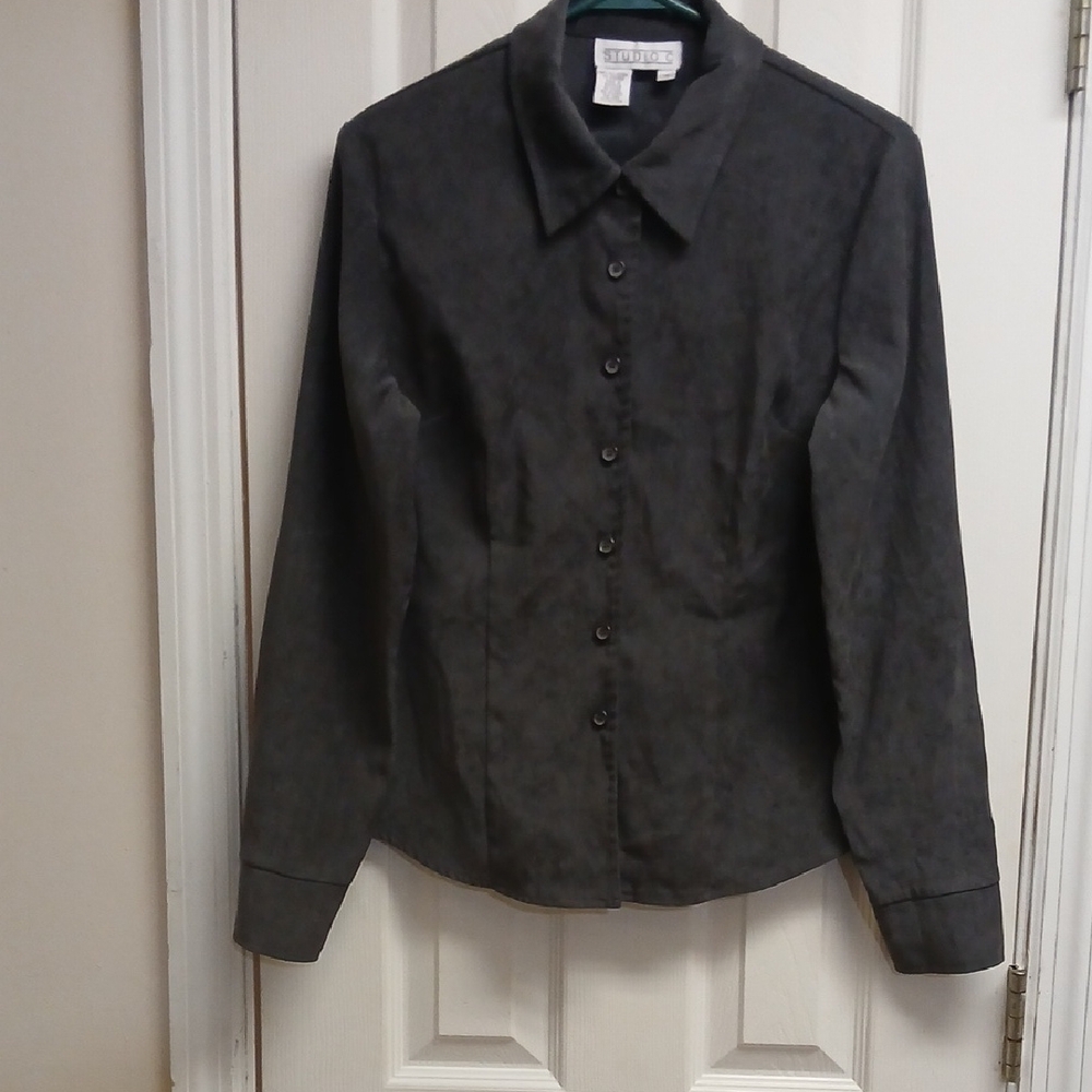 STUDIO C Women's Long Sleeved Dress/Formal Shirt Size 10